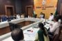 उमरखेड येथे महसूल मंत्री चंद्रशेखर बावनकुळे यांचा दुष्काळी दौरा; बाधित शेतकऱ्यांना दिला धीर